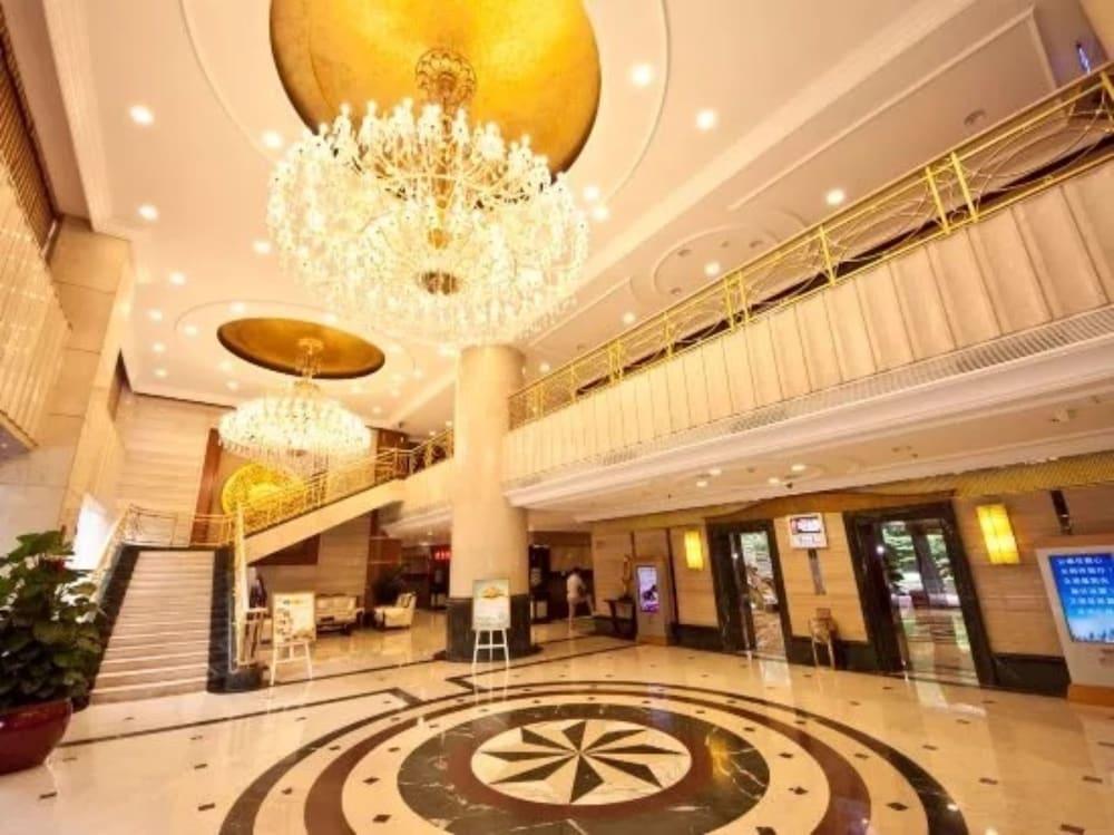 Sunshine Holiday Hotel Fuzhou Fuzhou  Extérieur photo