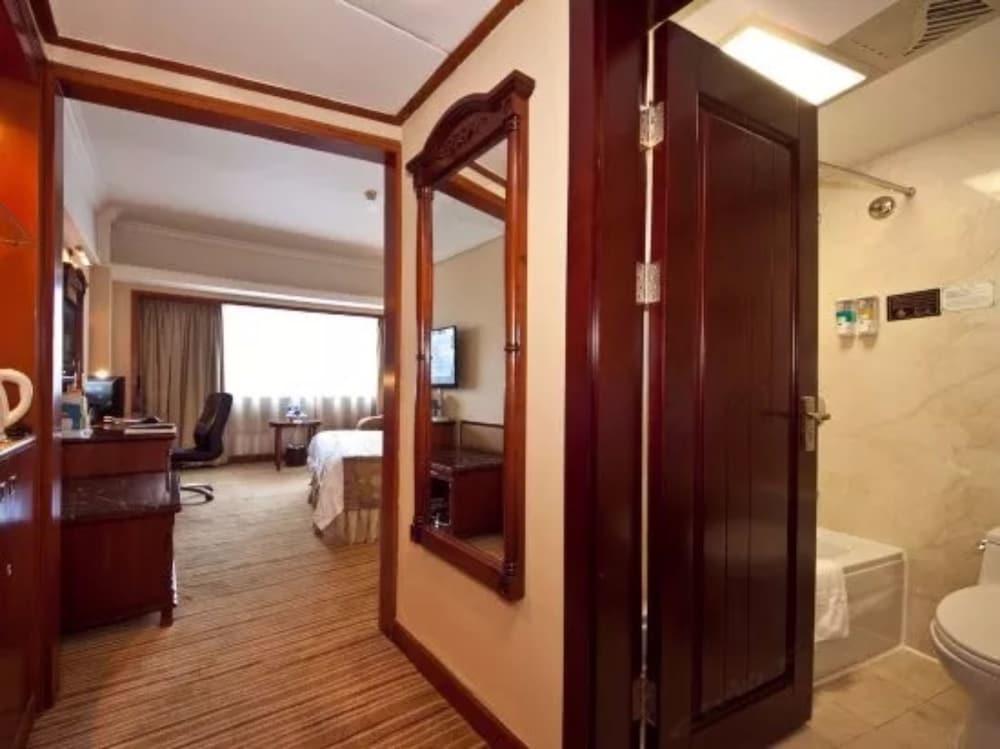 Sunshine Holiday Hotel Fuzhou Fuzhou  Extérieur photo