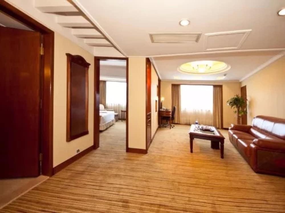 Sunshine Holiday Hotel Fuzhou Fuzhou  Extérieur photo