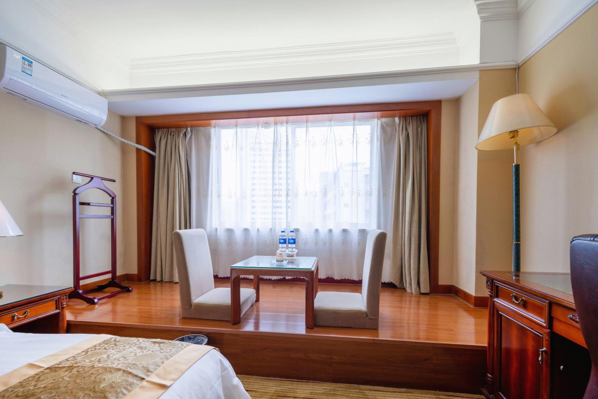Sunshine Holiday Hotel Fuzhou Fuzhou  Extérieur photo