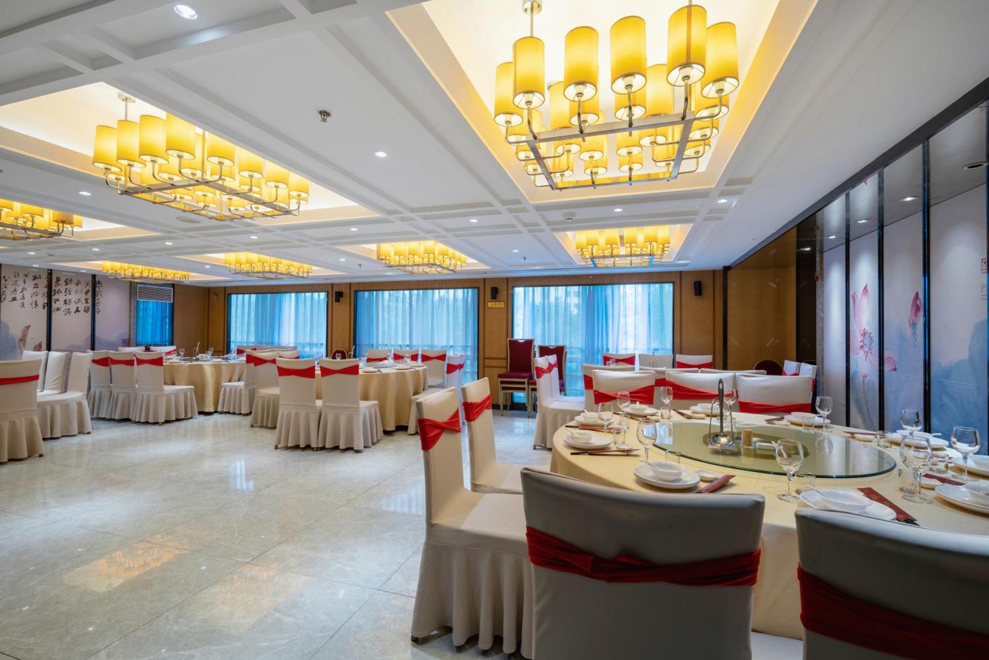 Sunshine Holiday Hotel Fuzhou Fuzhou  Extérieur photo