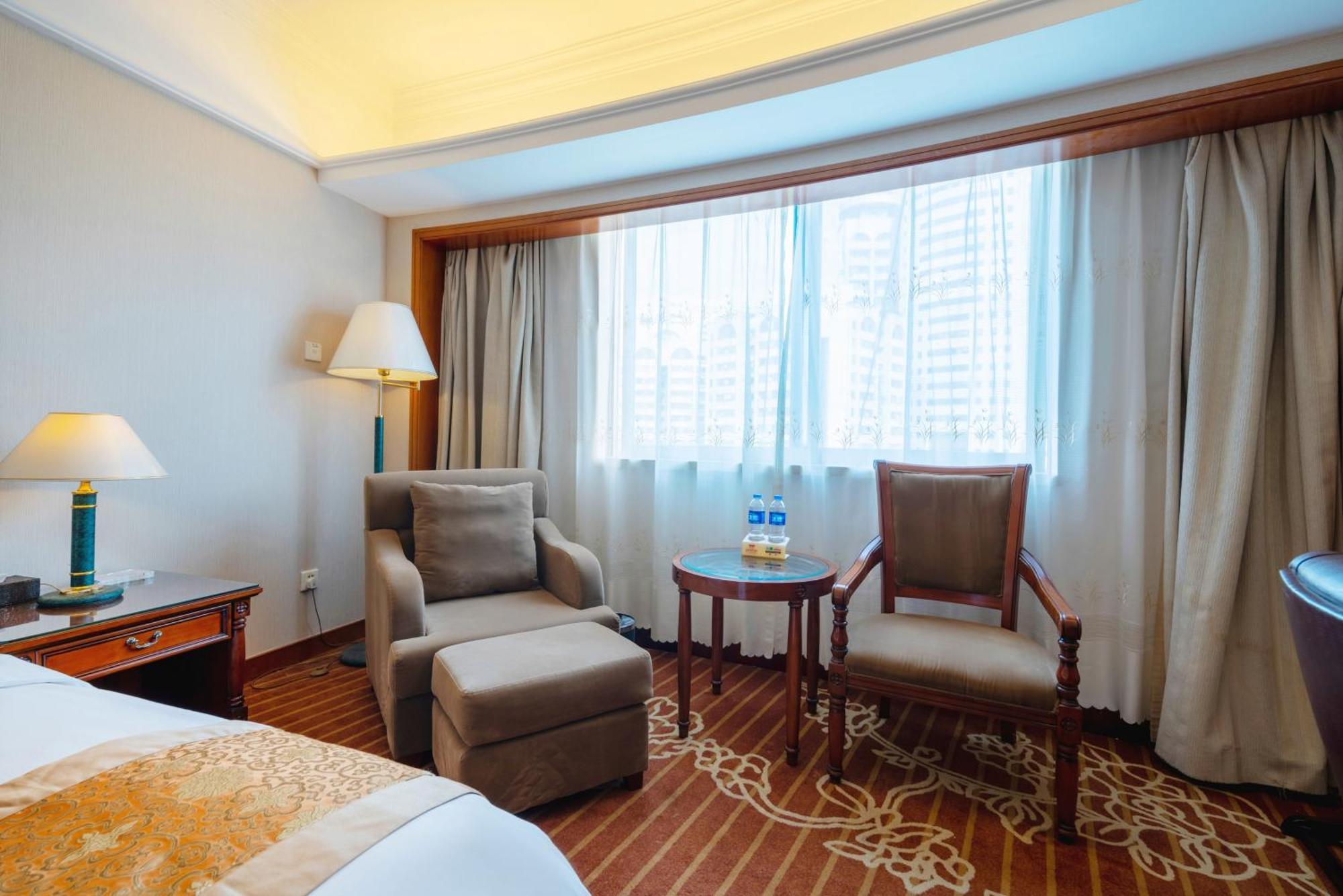 Sunshine Holiday Hotel Fuzhou Fuzhou  Extérieur photo