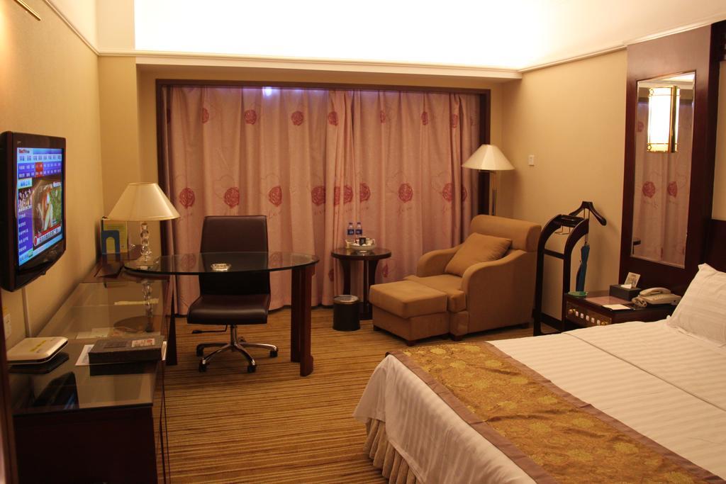 Sunshine Holiday Hotel Fuzhou Fuzhou  Extérieur photo