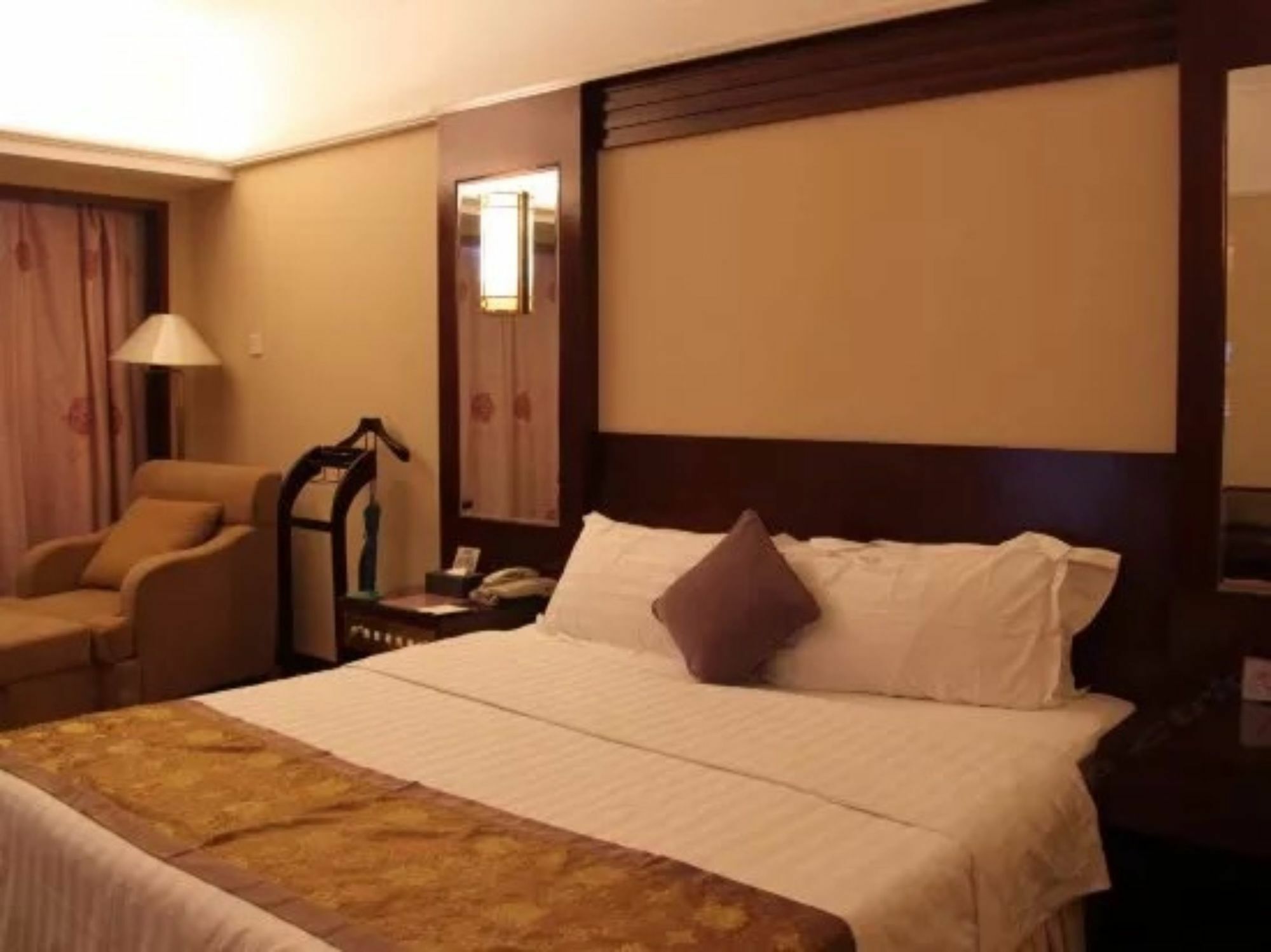 Sunshine Holiday Hotel Fuzhou Fuzhou  Extérieur photo